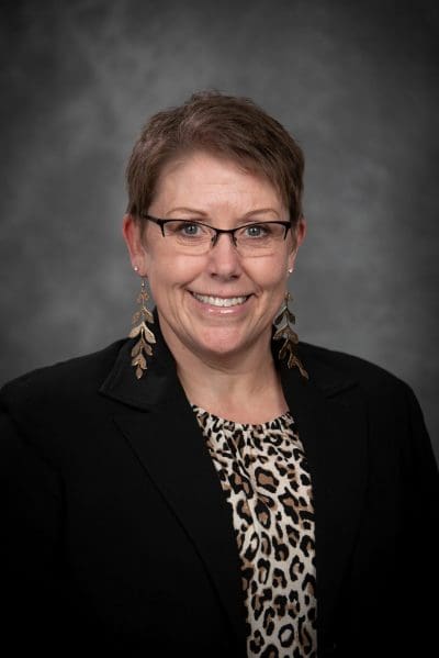 Peterson_Stacy 2023 headshot