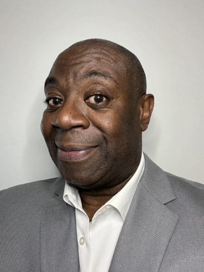 headshot2-7433b6687030f653c1493eb7204b5d94